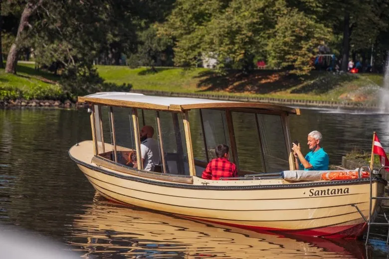 Canal boat "Santana"